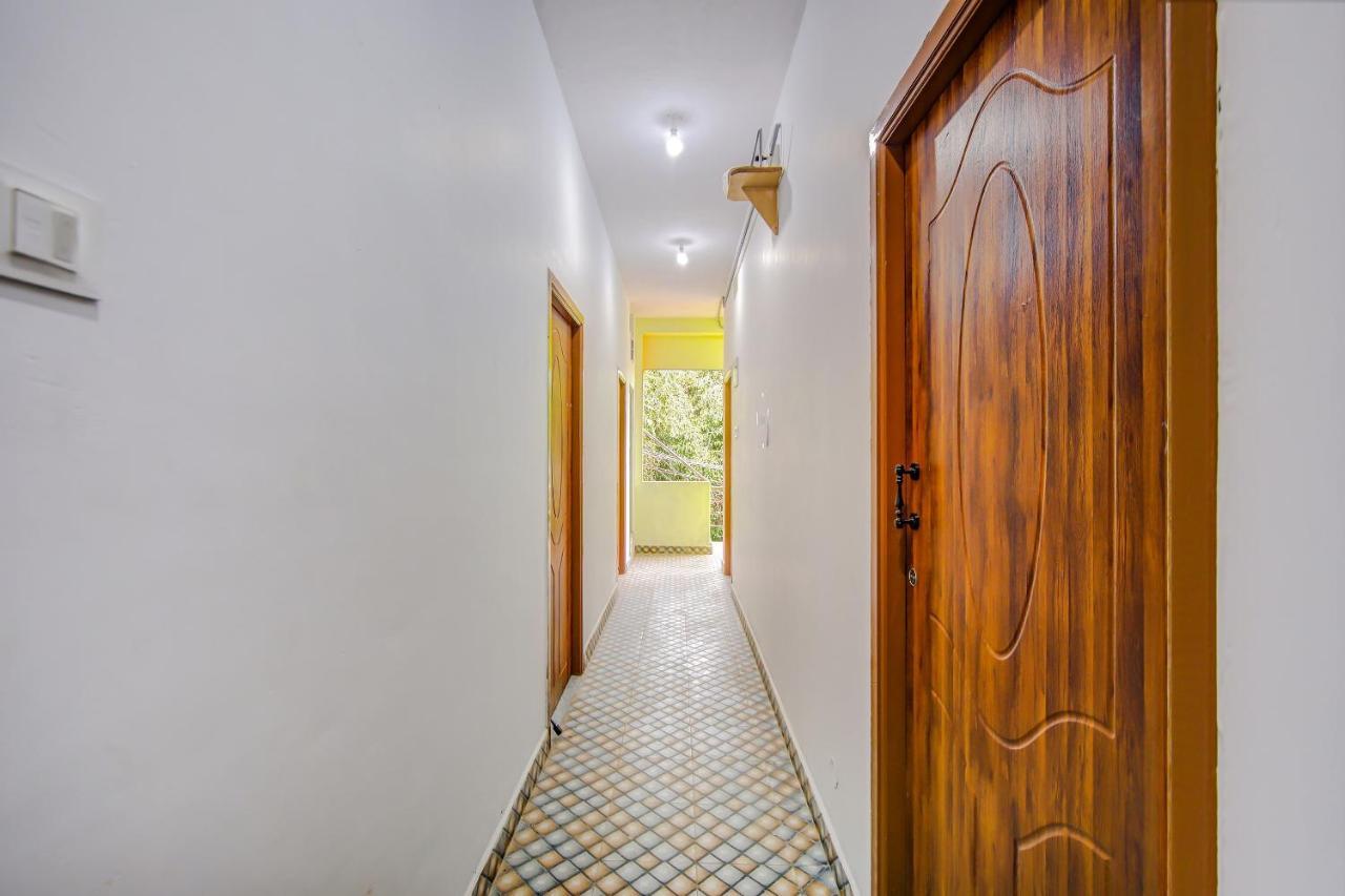 Oyo 81673 D Anchorage Inn Pondicherry Esterno foto